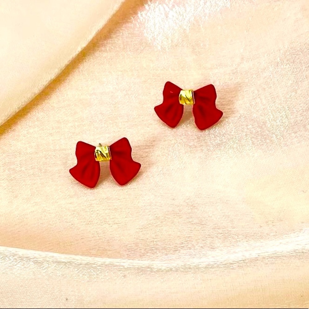 NEW Christmas Holiday Red Gold Hardshell Bow Stud Earrings